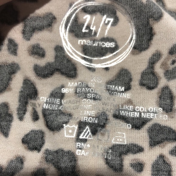 Maurices leopard print top size xs - Picture 9 of 9